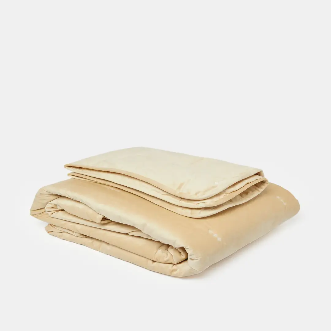 Wholesale Beige Velvet Quilt Single Size Supplier in UAE